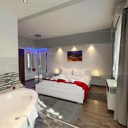 Velnök Luxus Apartman Makó Exterior foto